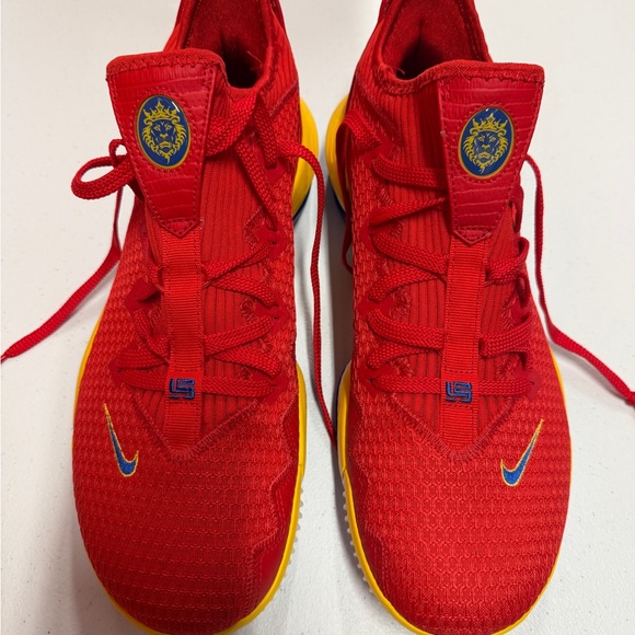 Nike LeBron 16 LowSuperBron size 12CK2168-600 No Box